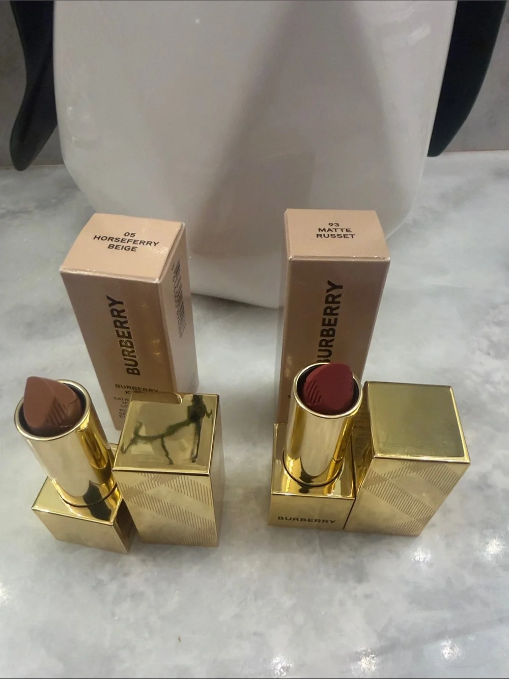 Burberry Matte Lipstick Set - Horseferry Beige & Matte Russet Bundle